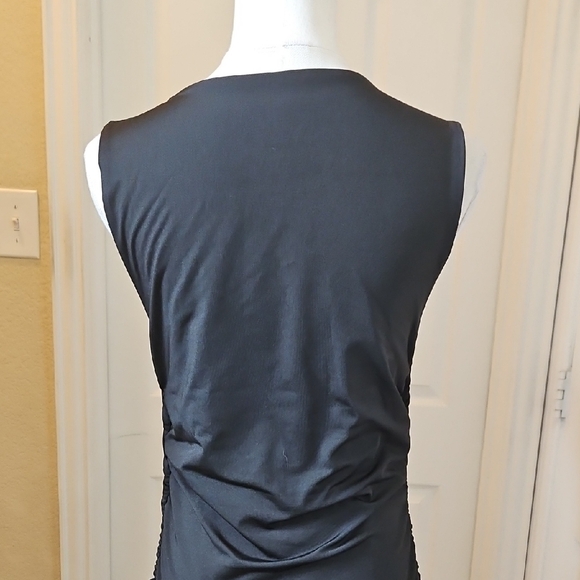 Maxi Dress with Sleeveless Design and Ruched Side Split Size Medium - Picture 8 of 10